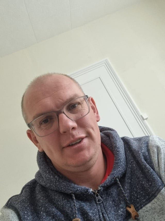 Profil von Michel-henri, 23 Jahre, Gay in Forst (Eifel) (Rheinland-Pfalz)