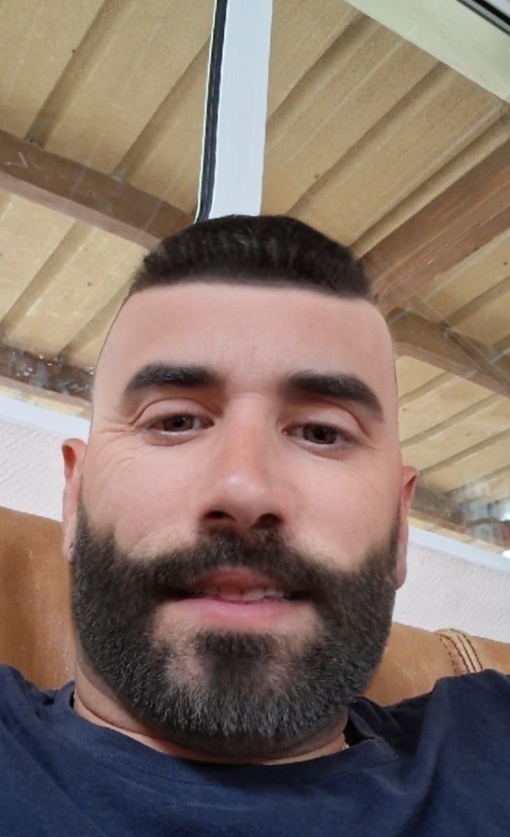 Profil von Vivian, 44 Jahre, Gay in Wehr (Rheinland-Pfalz)