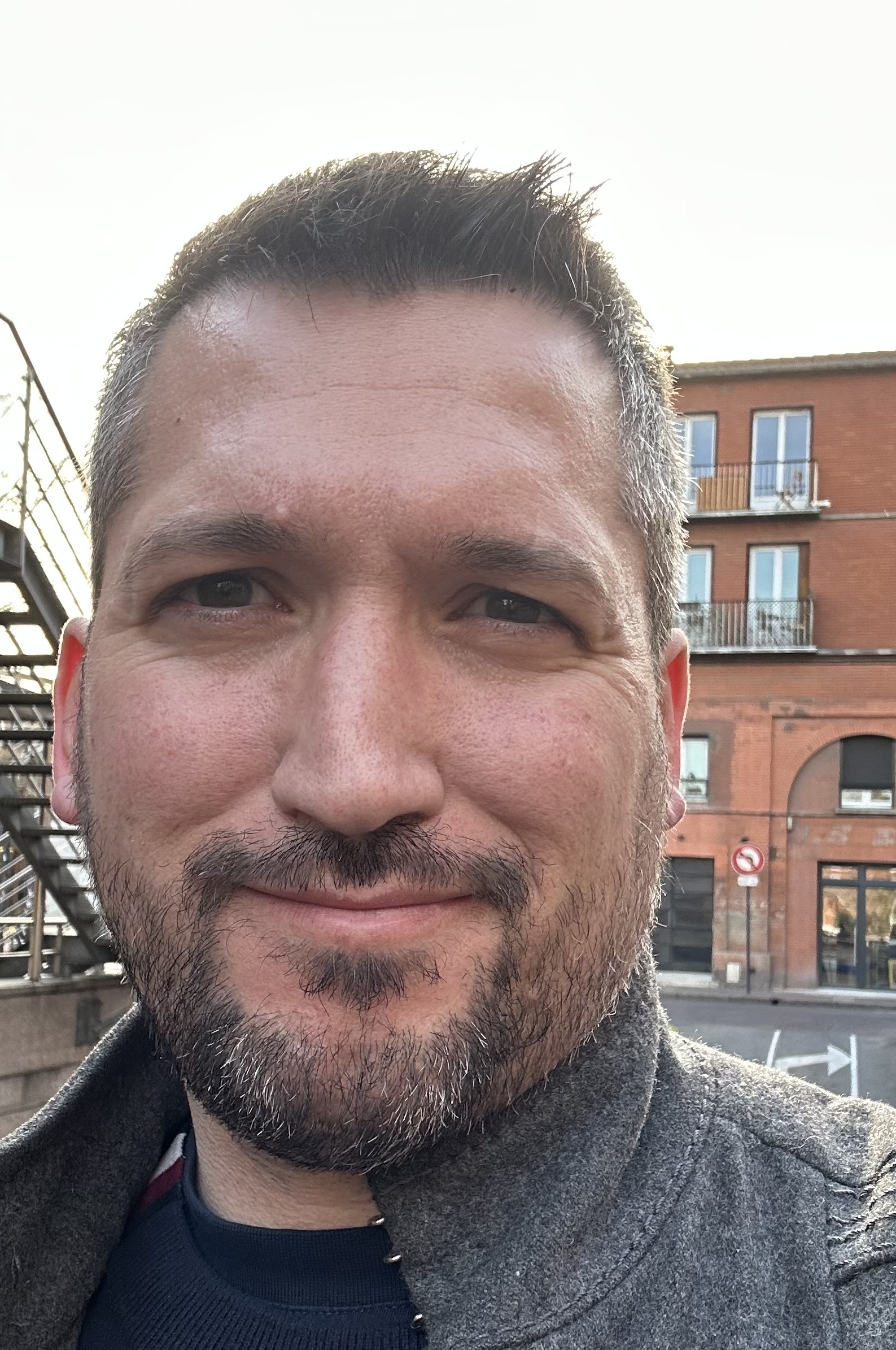 Profil von Messali, 24 Jahre, Gay in Scheid (Rheinland-Pfalz)