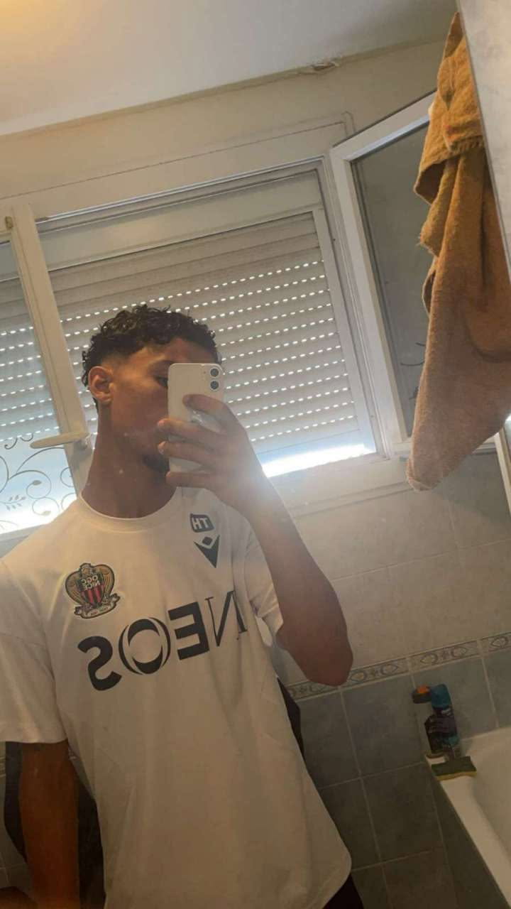 Profil von Moshé, 23 Jahre, Gay in Hosten (Rheinland-Pfalz)