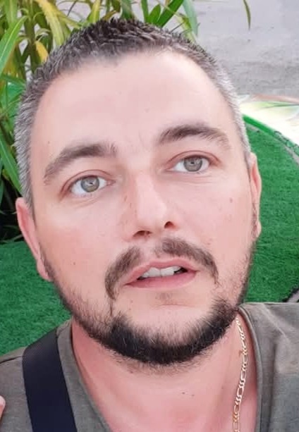 Profil von Stelian, 27 Jahre, Gay in Darstein (Rheinland-Pfalz)