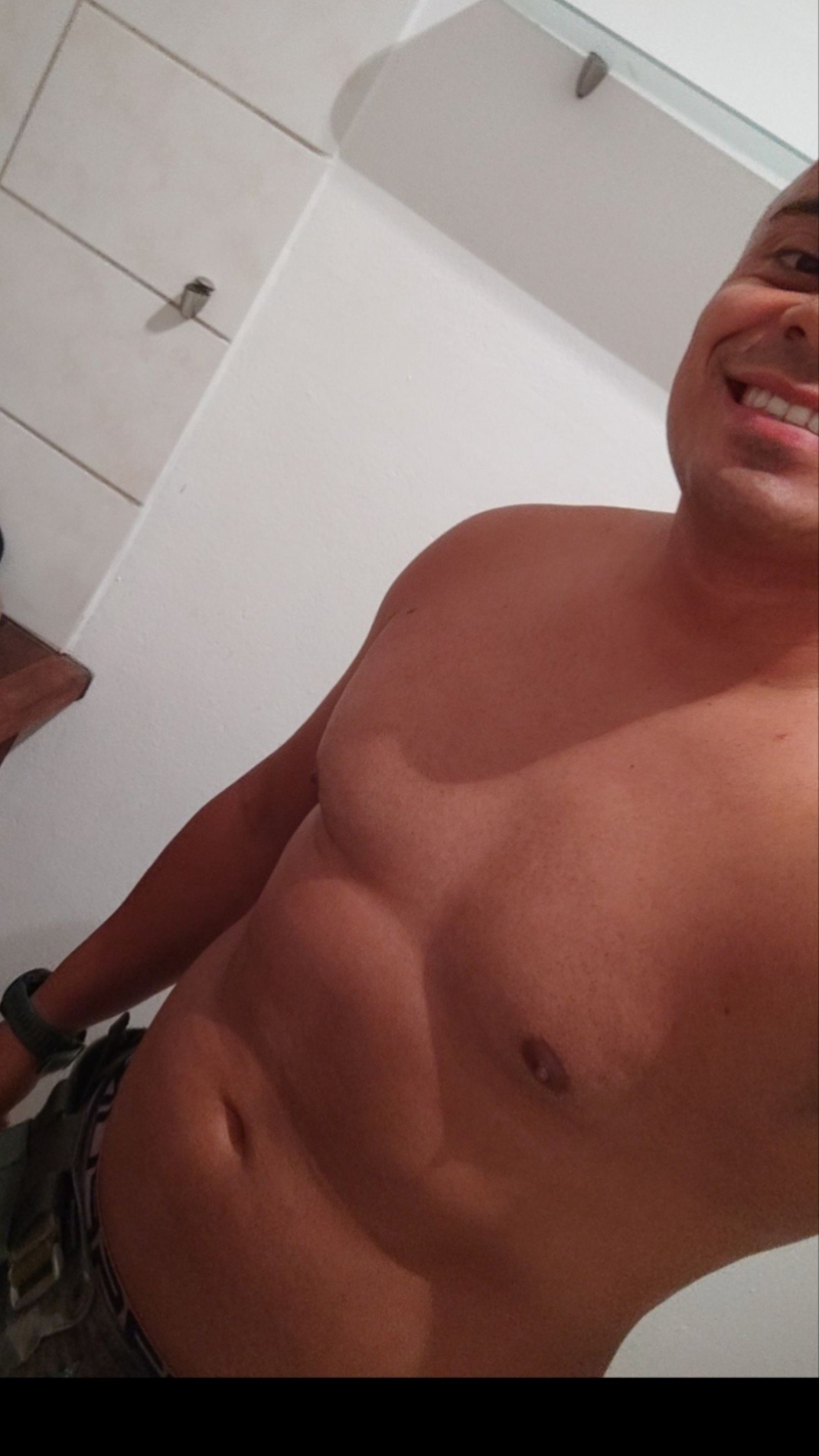 Samnang - Gay in Osann-Monzel Profil von Samnang, 22 Jahre, Gay in Osann-Monzel (Rheinland-Pfalz)