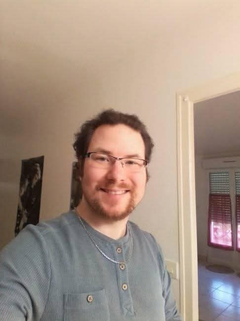 Profil von Romuald, 32 Jahre, Gay in Dittelsheim-Heßloch (Rheinland-Pfalz)
