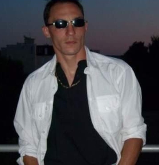 Profil von Mirza, 45 Jahre, Gay in Basberg (Rheinland-Pfalz)