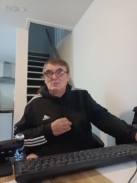 Profil von Cole, 30 Jahre, Gay in Bobenthal (Rheinland-Pfalz)