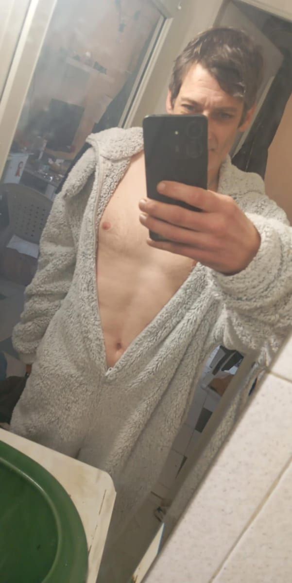 Profil von Iyed, 45 Jahre, Gay in Ernst (Rheinland-Pfalz)