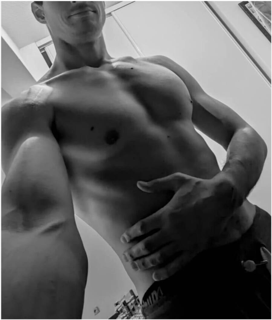 Profil von Aro, 40 Jahre, Gay in Buchet (Rheinland-Pfalz)