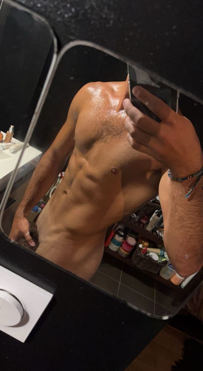 Profil von Hypolite, 25 Jahre, Gay in Herschbroich (Rheinland-Pfalz)