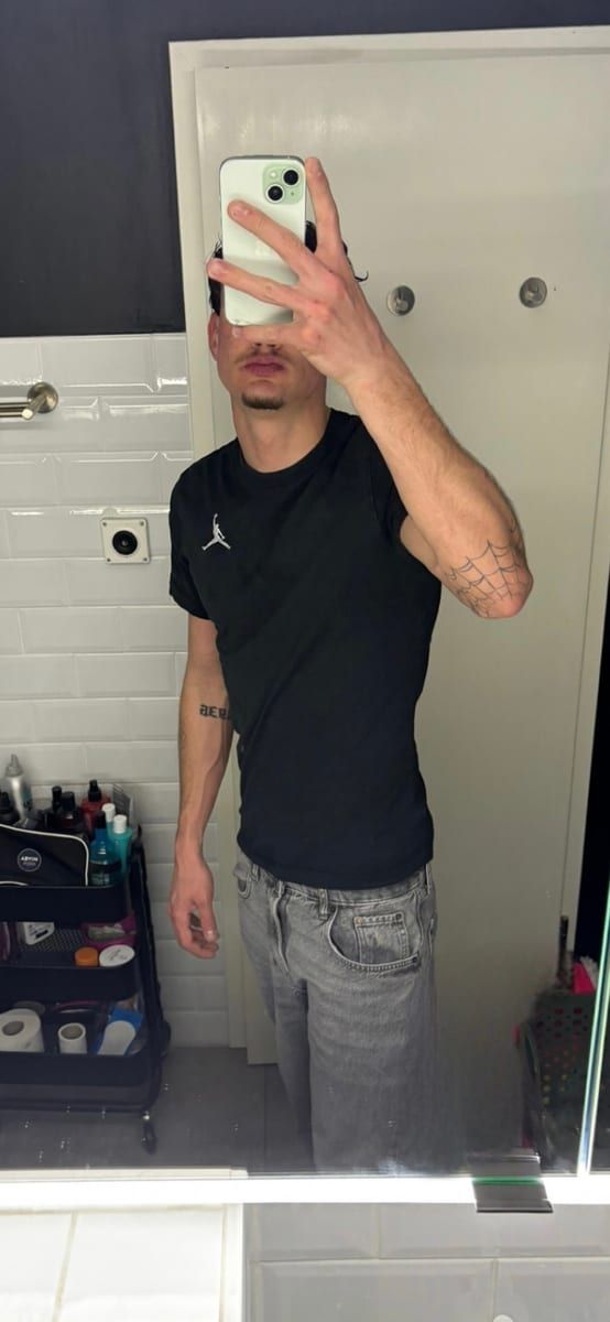 Profil von Yoan, 44 Jahre, Gay in Esch (Rheinland-Pfalz)