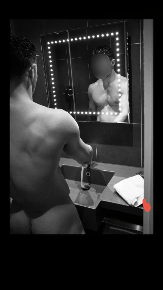 Profil von Elyott, 30 Jahre, Gay in Cronenberg (Rheinland-Pfalz)