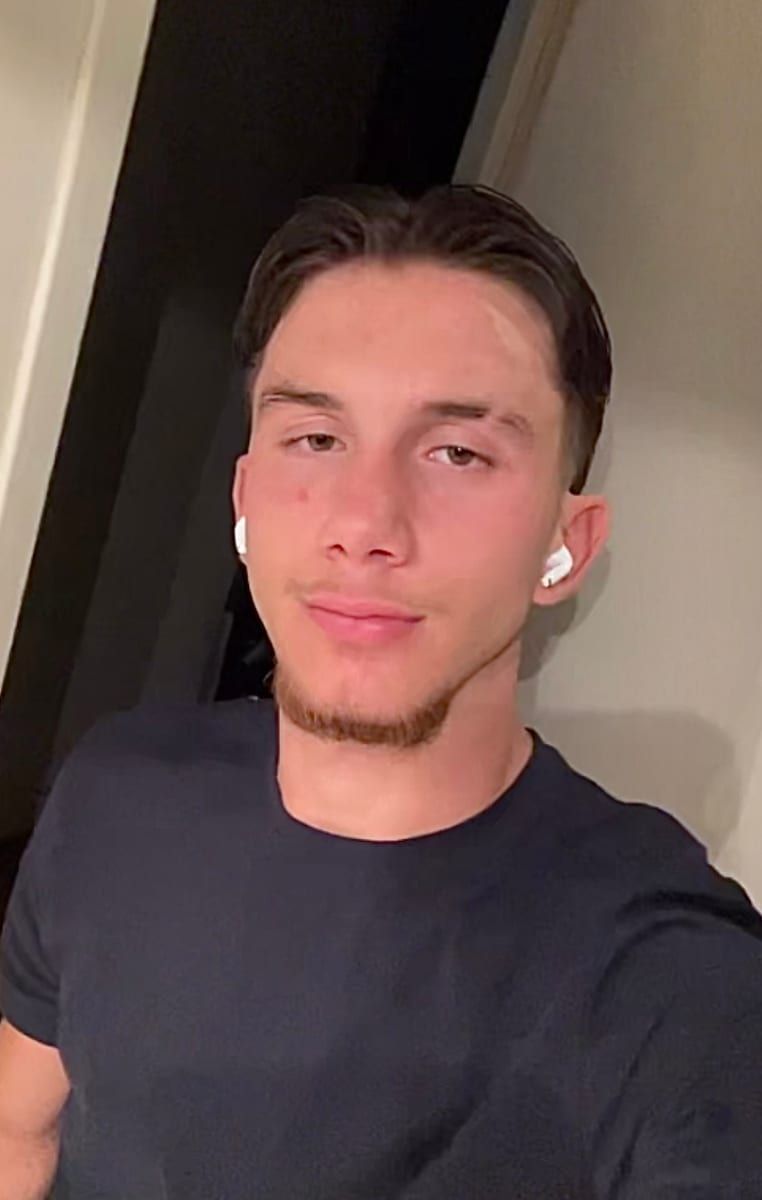 Profil von Ellyes, 45 Jahre, Gay in Sauerthal (Rheinland-Pfalz)