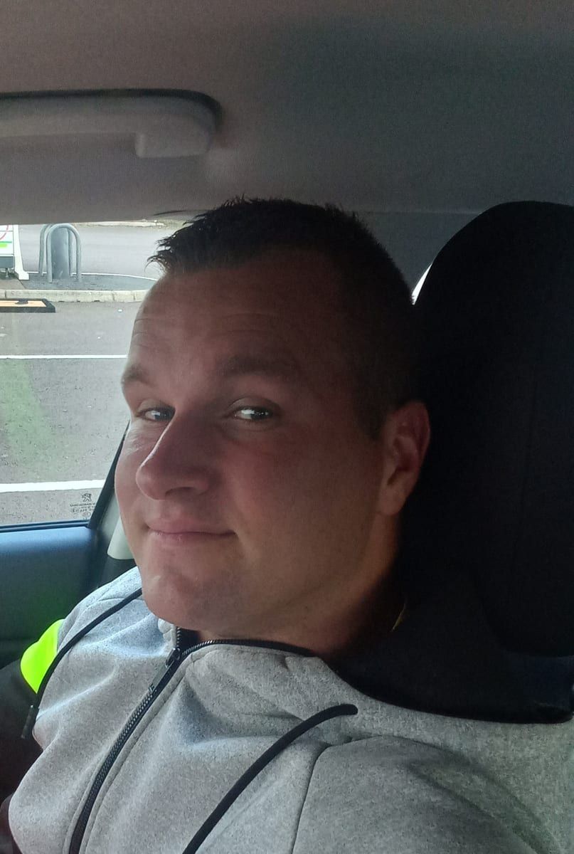 Profil von Antonyn, 43 Jahre, Gay in Hasborn (Rheinland-Pfalz)
