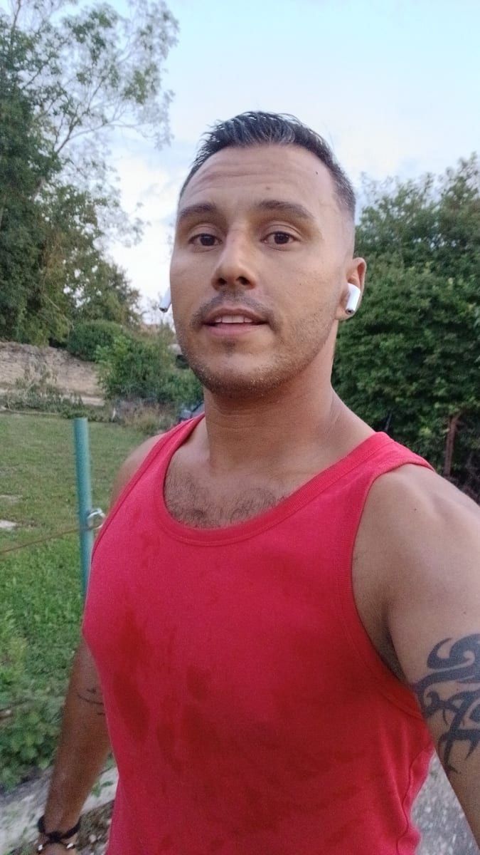 Profil von Dale, 39 Jahre, Gay in Damscheid (Rheinland-Pfalz)