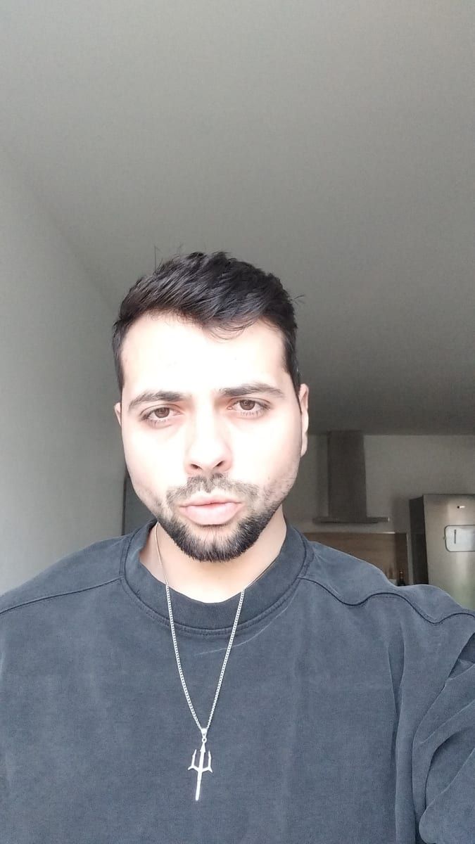 Profil von Thierri, 35 Jahre, Gay in Reimerath (Rheinland-Pfalz)