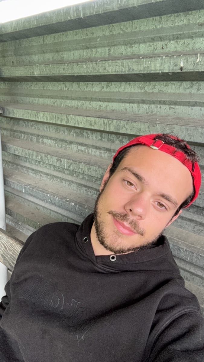 Profil von Pacifique, 22 Jahre, Gay in Schellweiler (Rheinland-Pfalz)
