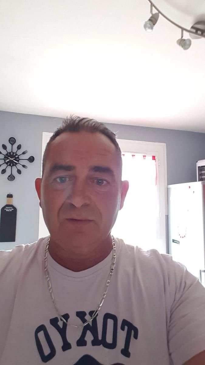 Profil von Illyan, 42 Jahre, Gay in Busenberg (Rheinland-Pfalz)