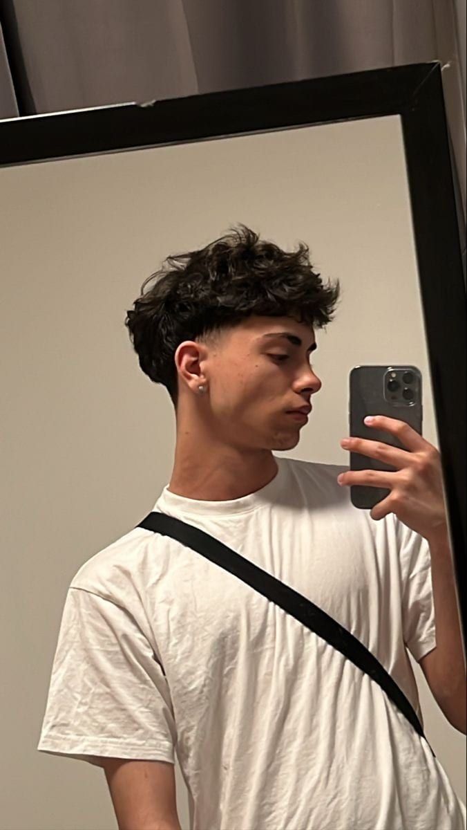 Profil von Rodi, 25 Jahre, Gay in Sauerthal (Rheinland-Pfalz)