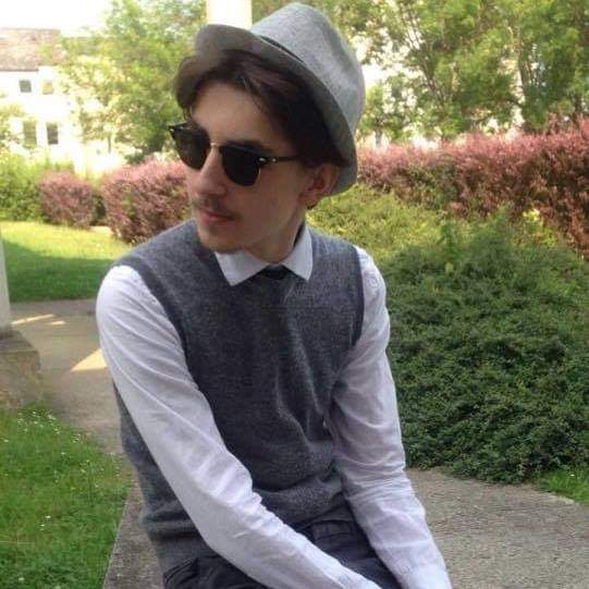 Profil von Jean-guilhem, 22 Jahre, Gay in Cronenberg (Rheinland-Pfalz)