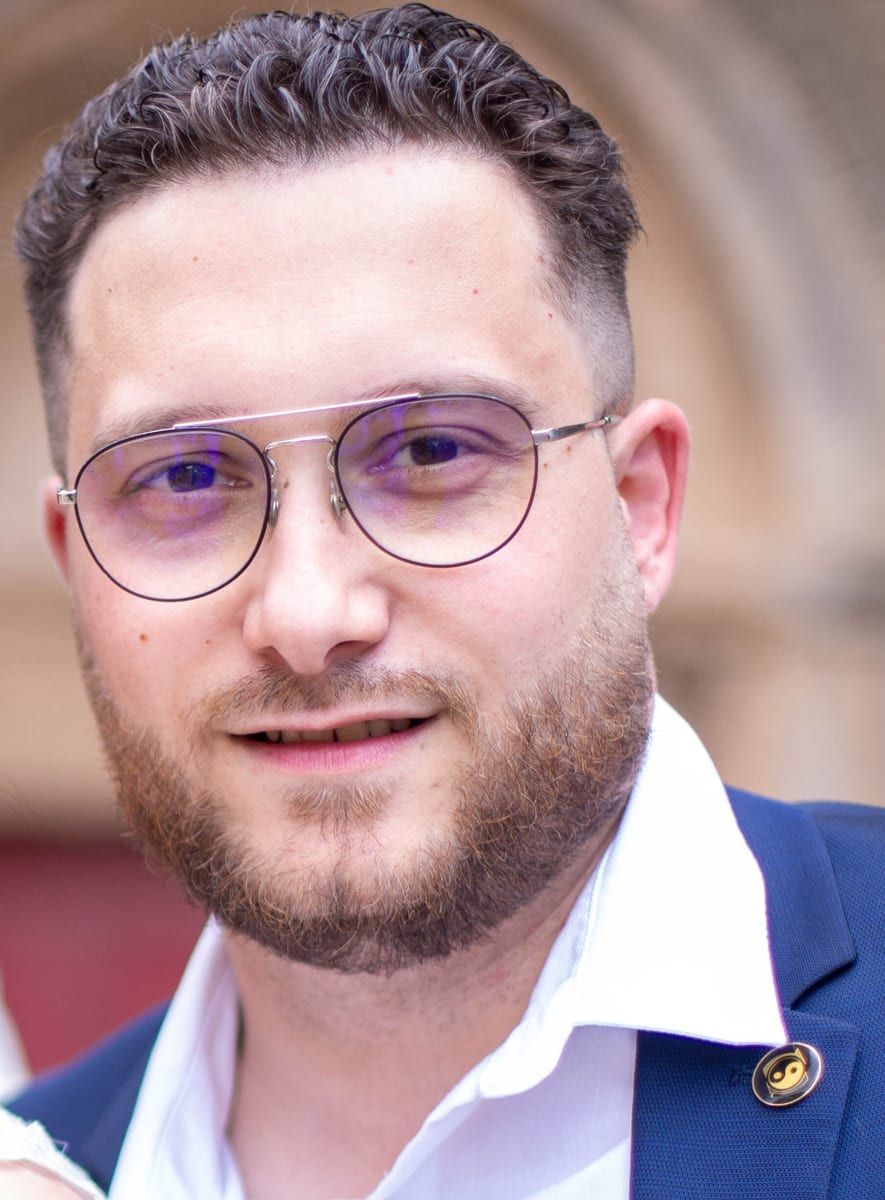 Profil von Eloan, 36 Jahre, Gay in Hambuch (Rheinland-Pfalz)