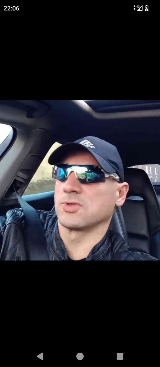 Profil von Henrick, 22 Jahre, Gay in Döttesfeld (Rheinland-Pfalz)